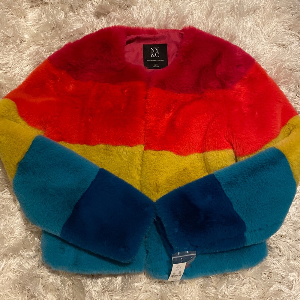 A fun and bright winter must have!